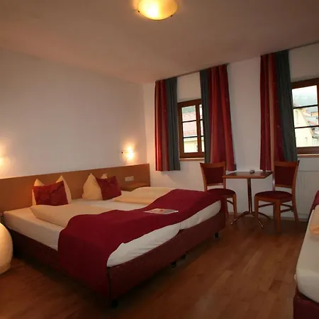 Engl 3* Ίνσμπρουκ