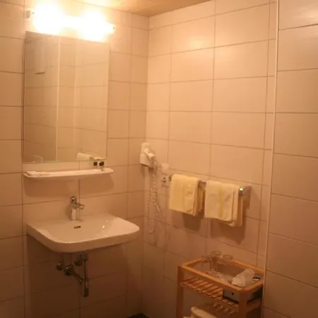 Engl Ξενοδοχείο 3*